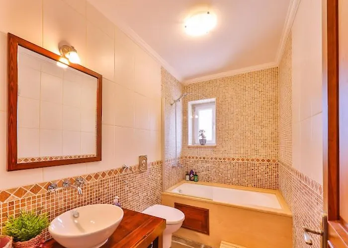 Вілла Scarlett Каш